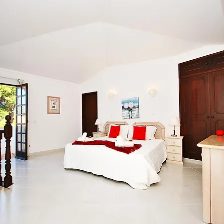 In With Private Pool Vila *